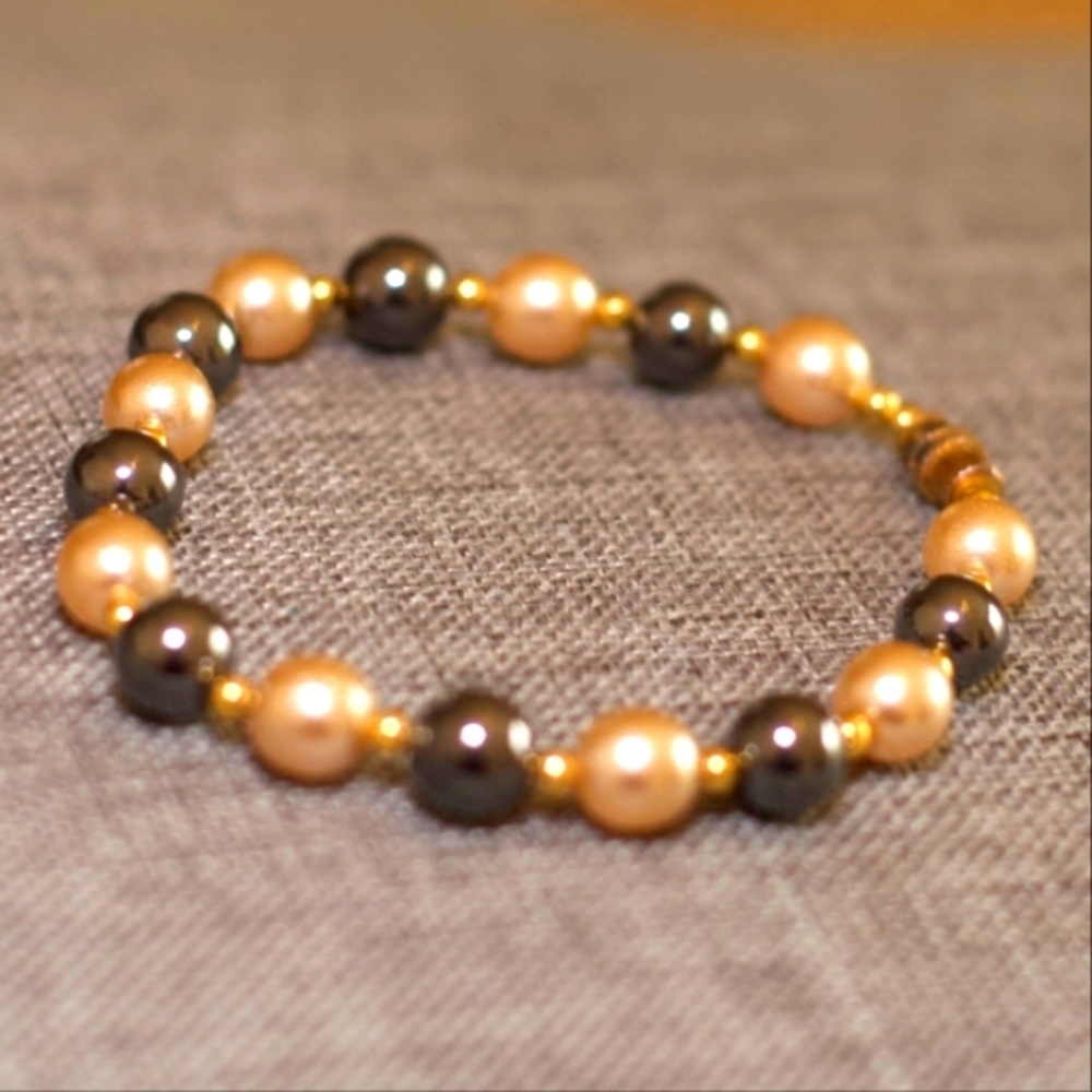 Champagne and Black Glass Pearls Bracelet - Pre-loved